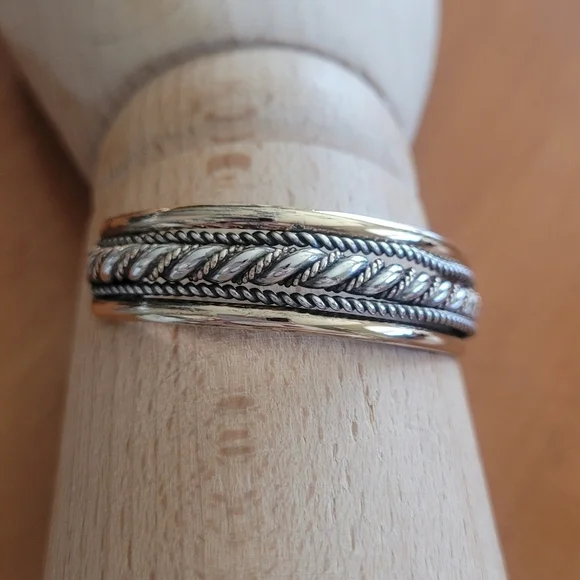 Navajo‎ Monroe Ashley 12kgf and Sterling Marked Native American Cuff Bracelet